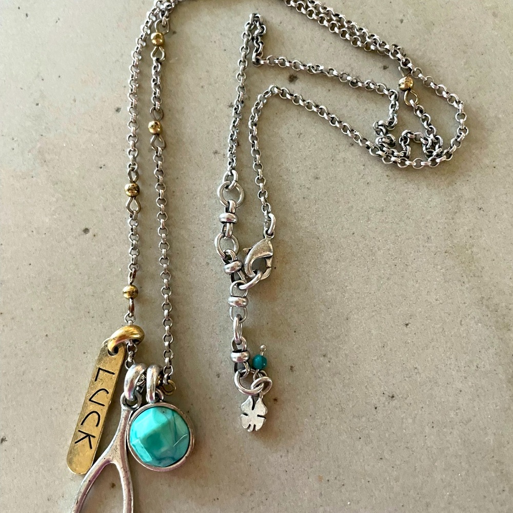 Long pendant Love Necklace